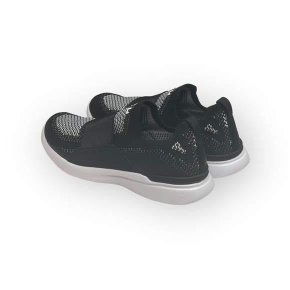 new APL 𖤐 Techloom Bliss Knit Lightweight Running Sneakers 𖤐 Black White 𖤐 6M - Picture 6 of 17